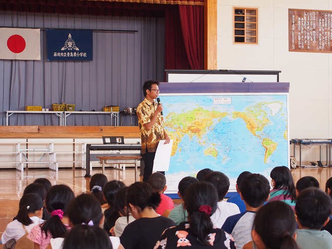 藤枝市立青島中学校