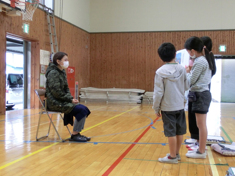 磐田南小学校・長野小学校との国際交流会の様子１