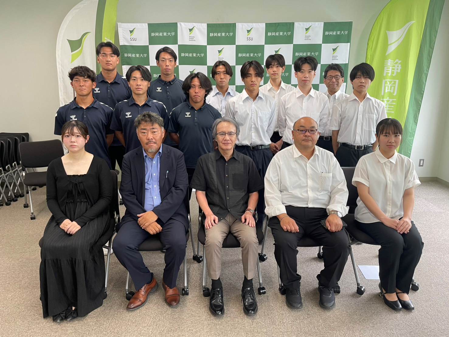 photo_20260727_scholarship_ceremony_Iwata.jpg